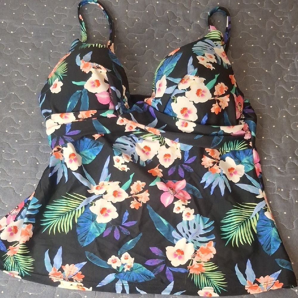 Island Escape Floral Black Tankini Swim Top size 10